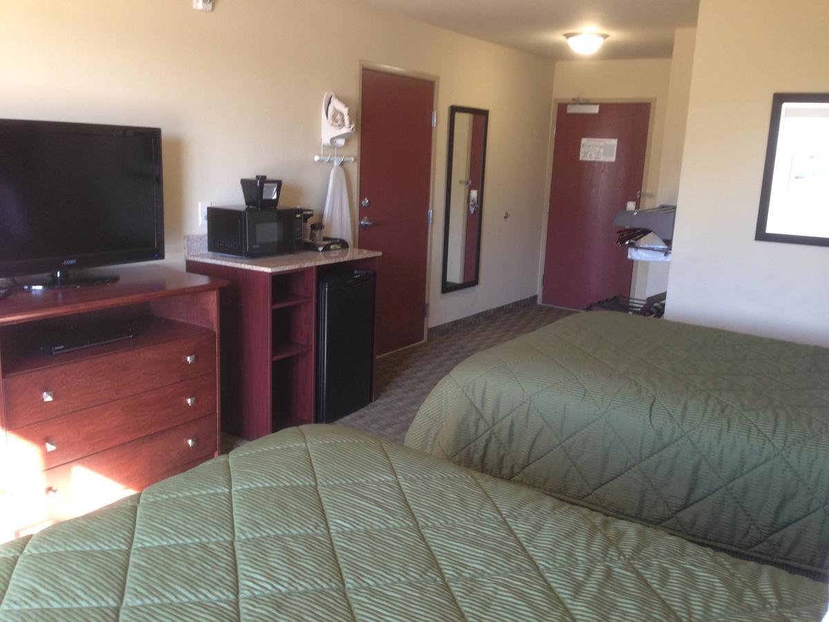 Cobblestone Inn And Suites - Anthony, Ks ภายนอก รูปภาพ